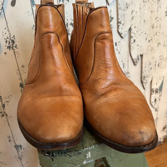 Vintage 70s The Wild Pair Tan Leather Ankle Boots Almond Toe W10 M8.5 - Picture 8 of 10